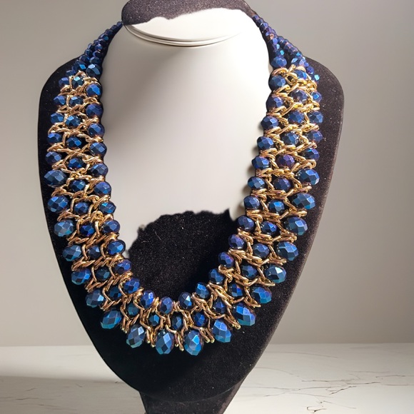 Elegant Blue and Gold Necklace - Picture 3 of 3